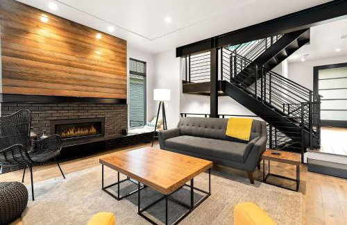 Relaxing in Paradise with Private Rooftop Deck! - Foto 17