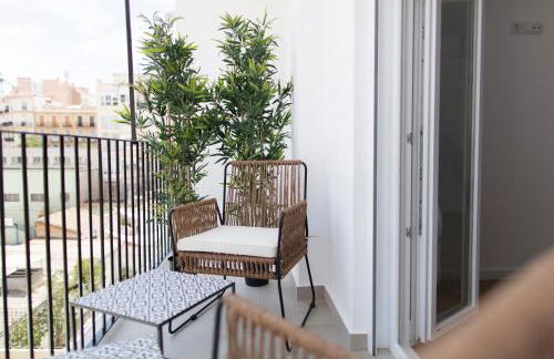 FLORIT FLATS - Chic and Central in a lively but quiet area All walking distance - Photo 51