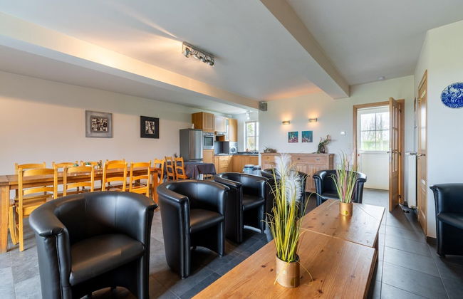 Comfortable Home for a Group With a Large Garden - Foto 18