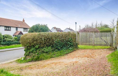 Chearsley Cottage - Photo 20