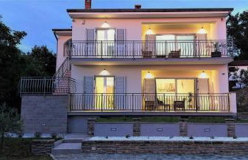 Villa Amoena with Pool and Sauna - Foto 42