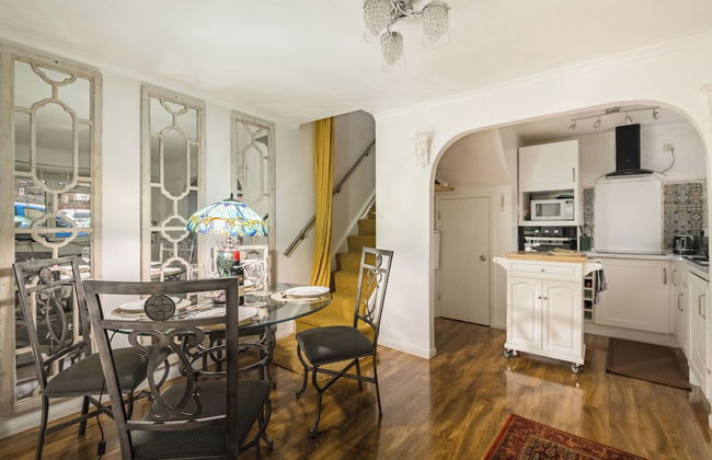 Mirrored Reflections - Photo 5