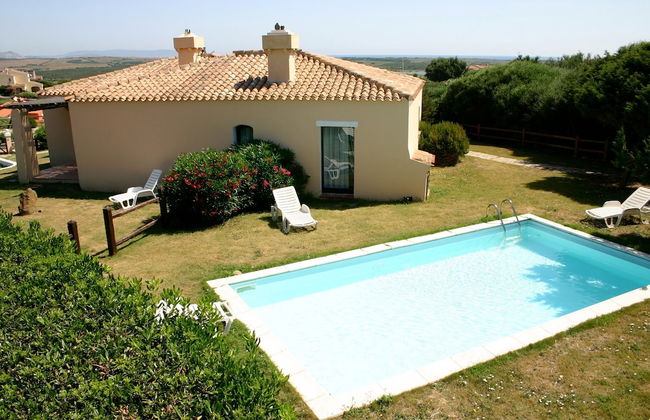 Charming Sea Villas Es Sleeps 6 With Private Pool Extra bed Possible - Photo 10