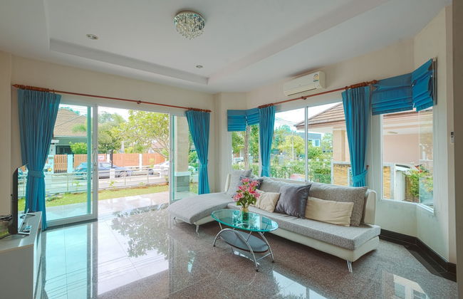 June Pool Villa - Photo 29