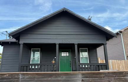 Updated Vintage Oasis, Near Downtown & Stadiums, Huge Yard - Foto 53