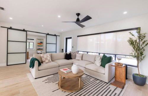 Modern Beach Home, Family Friendly, Heated Pool - Foto 1