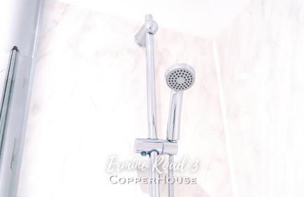 Designer apartments for City Breaks in Chester - Photo 35