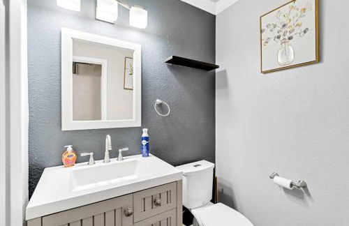 5 BR w/ Pool, close to Six flags, cowboy stadium, Globe Life field - Foto 19