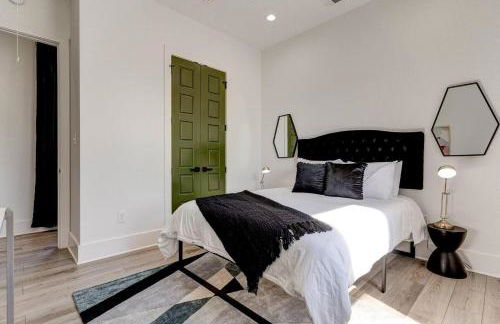 NOLA Modern Home Views of Superdome Jazz Fest - Foto 22