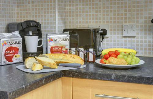 Modern 2 Bed House Sleeps 6 Southam Town Centre - Inspire Homes Ltd - Foto 5