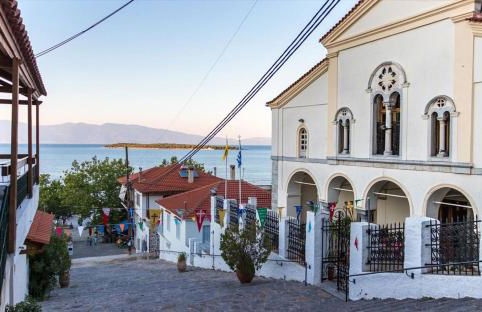 Effie's Maisonette with Detached Studio - Photo 42