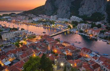 Villa Milena with heated pool and jacuzzi - Photo 71