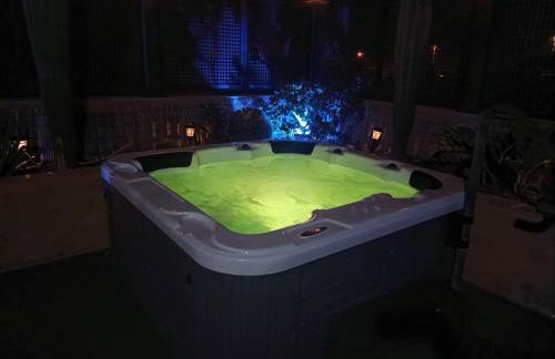 Luxury 5 star Villa Violetta with amazing sea view, jacuzzi and heated pool - Foto 80