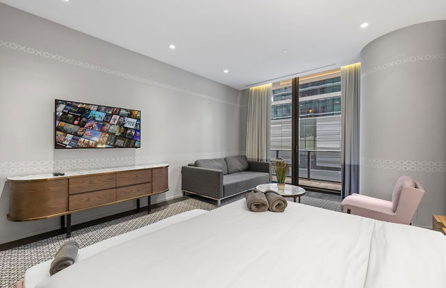 Luxury Suites in Brickell - Photo 10