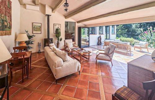 Superbe villa de 5 suites, climatisation, piscine, tennis, hauteurs de St Paul - Foto 6