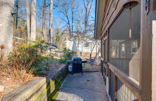 Hike, Sip and Explore! Blue Ridge Mtn Cabin with Porch - Foto 26