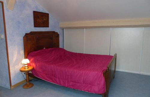 Maison rénovée à Bransat avec spa, WiFi et animaux acceptés - FR-1-489-294 - Foto 2