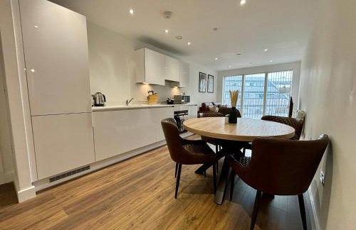 Luxury 2 bed Apartment Bracknell - Foto 19