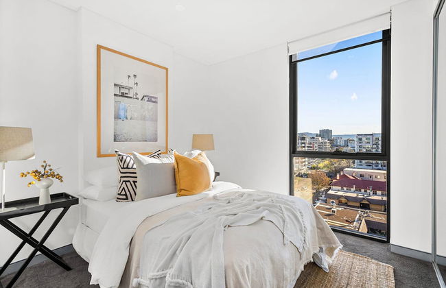 Wollongong CBD Ocean View Apartment - Photo 4