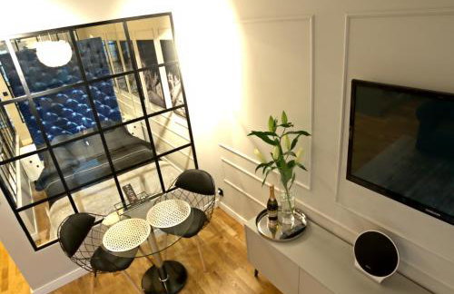 Blue Velvet Premium Apartments - Photo 6