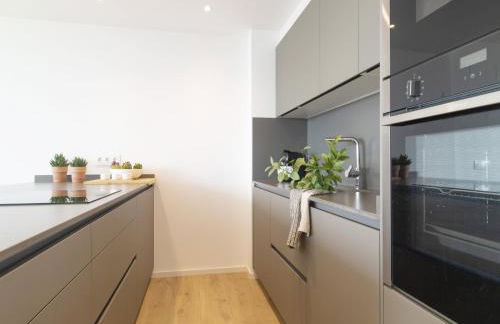 Seafront Apartment in Calella with Beach Access - Photo 16