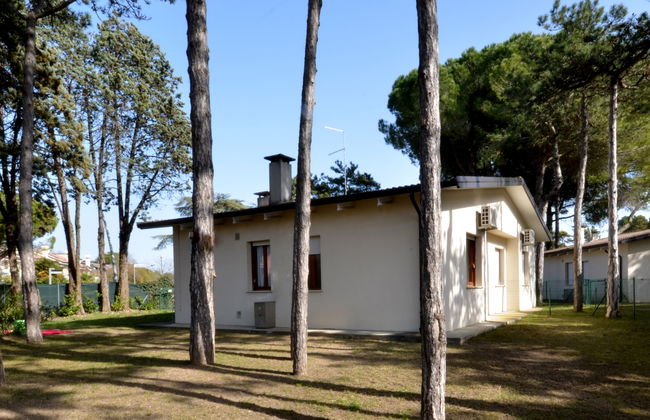 3 bedroom House in Lignano Sabbiadoro with garden and terrace - Photo 16