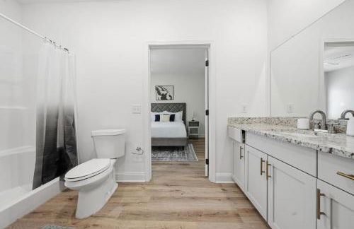 Relaxing 2BR Home w Contemporary Style - Foto 3