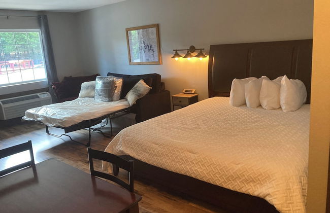 Gold Suites Rentals - Photo 4