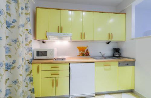 Superb Beachfront Luxury Seaview with Private Beach - Photo 43