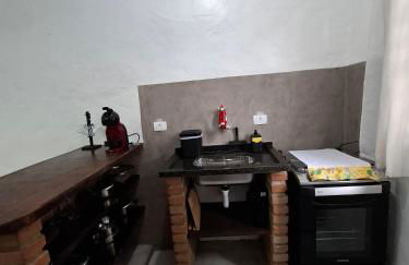 Lua Chalés 14 chalés equipados com churrasqueira individua , piscina e hidro incluindo café da manhã servido no quarto , roupa de cama, toalhas de banho e de praia a apenas 600 metros da praia de Maresias - Foto 29