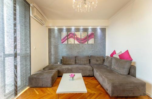 Skyscraper Apartment- Free parking included - Foto 14