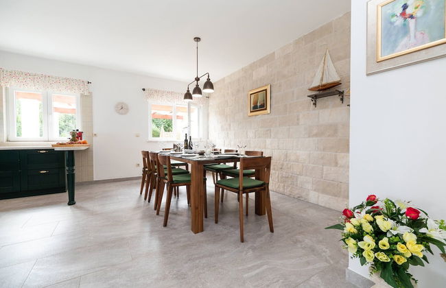 Luxury Stairway to Heaven with Pool - Foto 53