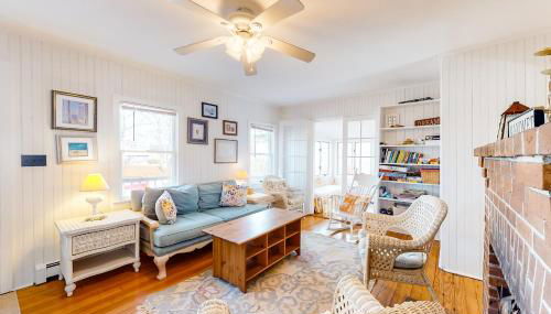 Beach Time - Photo 3