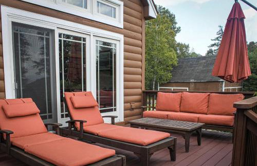 Gingerbread House on Mooselookmeguntic Lake - Photo 26