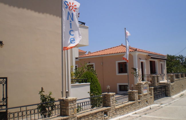 So Nice Hotel - Photo 62