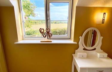 Totally Private, idyllic House with hot tub in an acre of private gardens - Foto 54