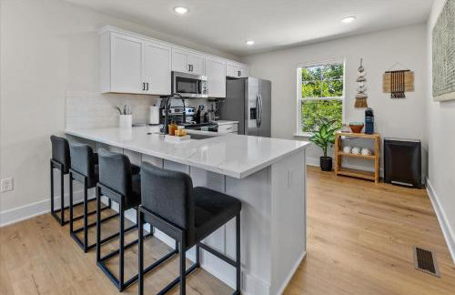 Lux House & Carriage house Furnished for Comfort - Foto 50