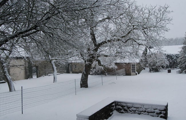 Stone-built Holiday Home in Dinant With Terrace - Foto 13