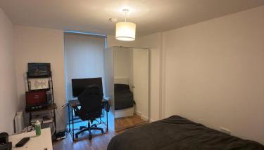 Stylish 1 Bed Apartment, 15 Mins to Old Trafford - Foto 3, room service