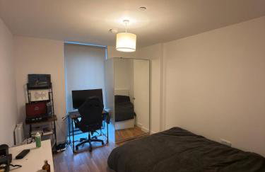 Stylish 1 Bed Apartment, 15 Mins to Old Trafford - Foto 3