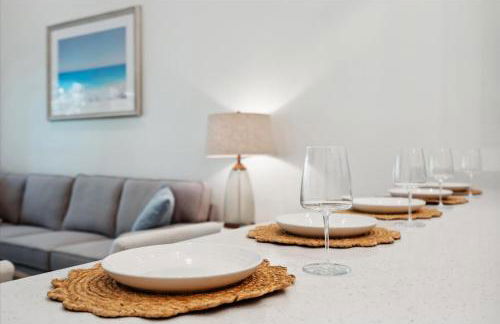 Brand New Luxury Rental on Oleander Unit G - Foto 6