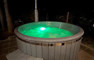 Kurort Mirowice-domek w lesie, z balią z jacuzzi i hydromasażem - Foto 5