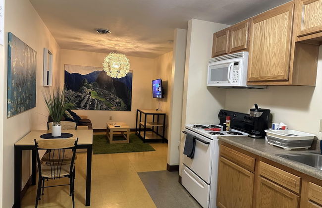 2 Bedroom 2 Bath Downtown Sleeps Six Walkable - Foto 12