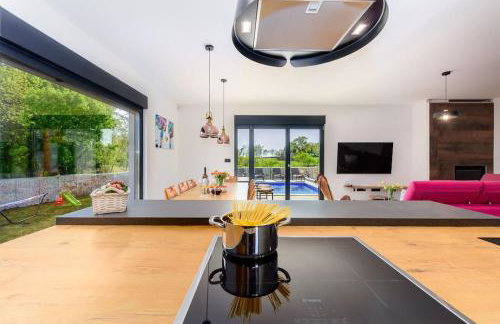 Villa Balun in Orihi - 3 bedrooms - pool - garden - sauna - Foto 16