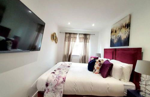Three Bedrooms House By Sensational Stay Short Lets & Serviced Accommodation With Free Parking & Wi-fi - Foto 8