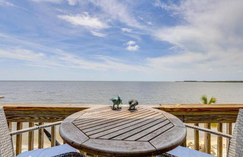Walkable Beachfront Retreat on Cedar Key! - Foto 16