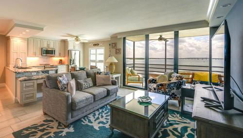 Coastal Marco Island Condo with Club Amenities! - Foto 3