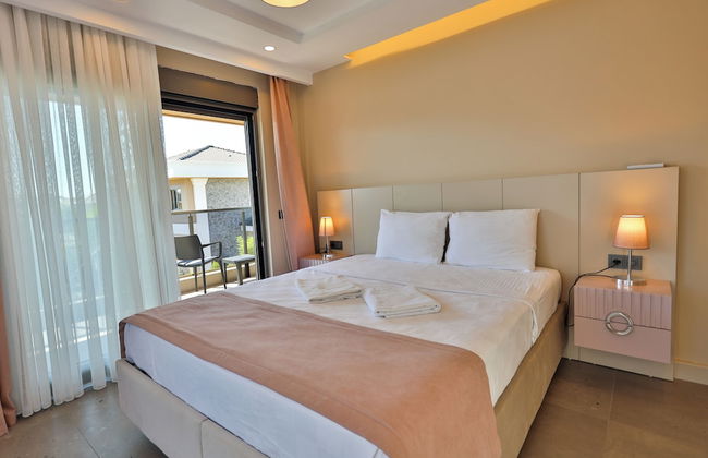 Nirvana Holiday Homes - Foto 12