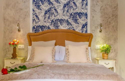 Wehostcostaluz Le Petit Palace Catedral con parking gratuito - Foto 39