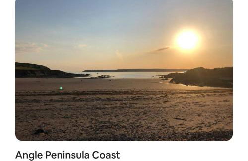 House in the heart of Pembroke - Photo 40